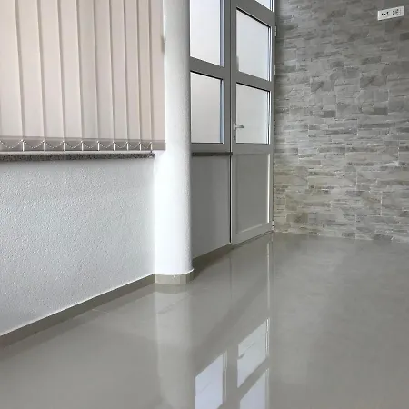 Gostinjska kuća Berulia Brela