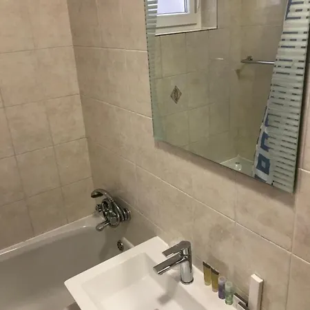 Berulia Gostinjska kuća 3*