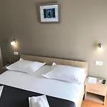 Berulia